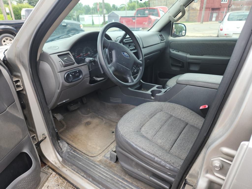 2003 Ford Explorer XLS - Photo 8